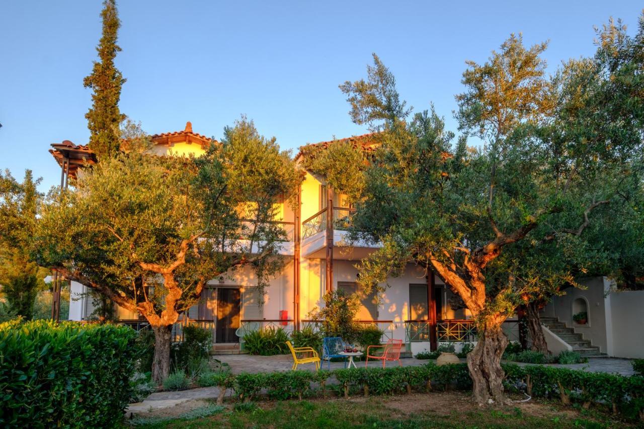Panagea Apartment *