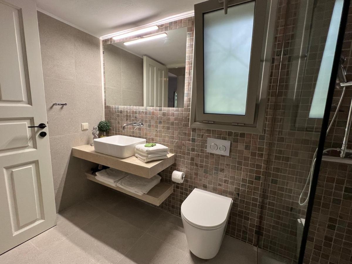 Panagea Apartment *
