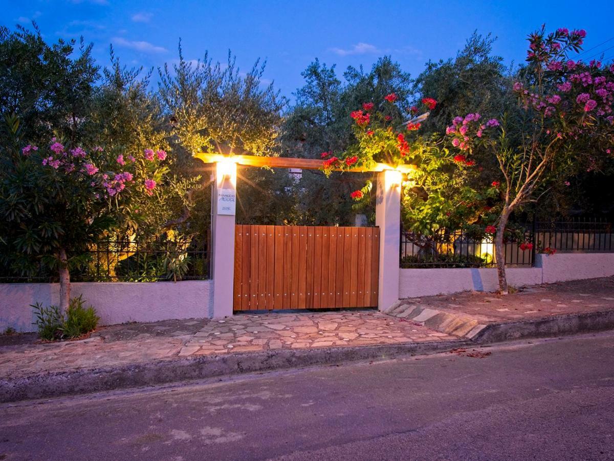 Apartment Panagea *